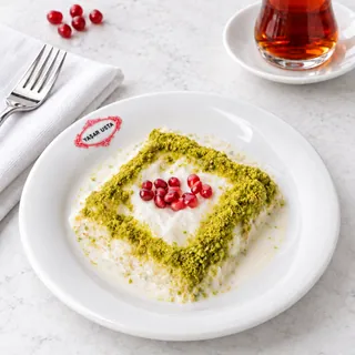 Güllaç, porsiyon sunumu
