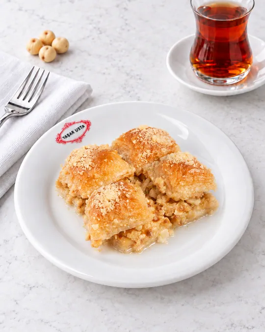 Sütlü Nuriye