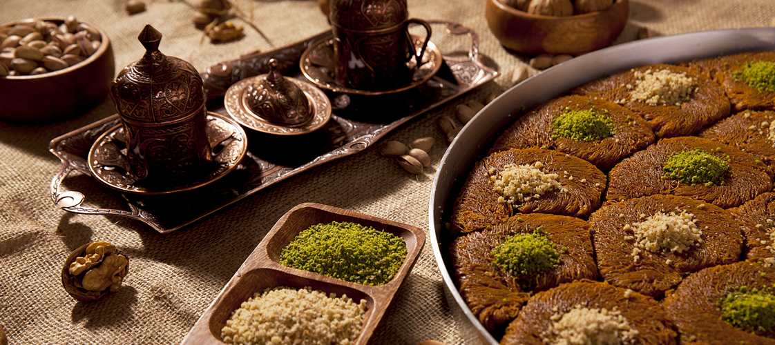 Yaşar Usta Burma Kadayıf &amp; Baklava Sipariş, Tepsi Baklava Sipariş